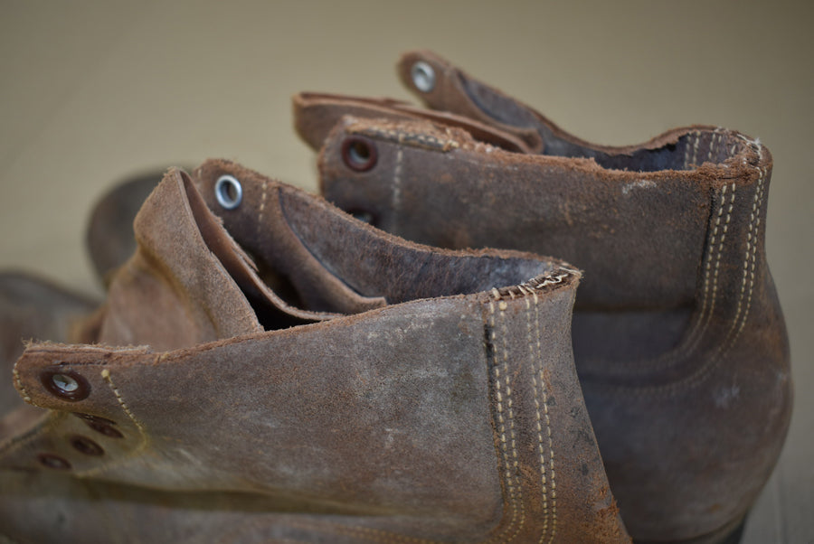 Brodequins en cuir tourné