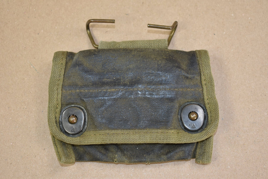 Pochette imprégnée pour boussole