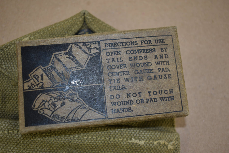 Pochette à pansement M-1924 avec pansement