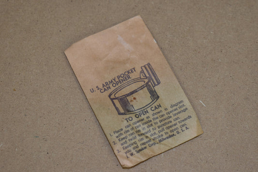 Ouvre-boîte P-38,  J.W. Speaker Corp.