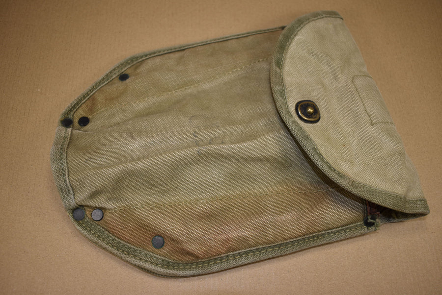 Etui de pelle pliante