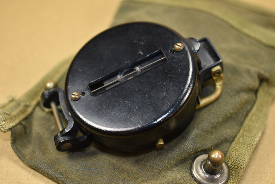 Boussole Lensatic en pochette