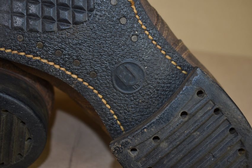 Brodequins en cuir tourné