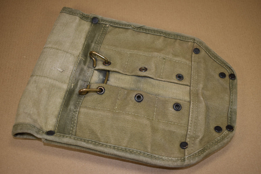 Etui de pelle pliante