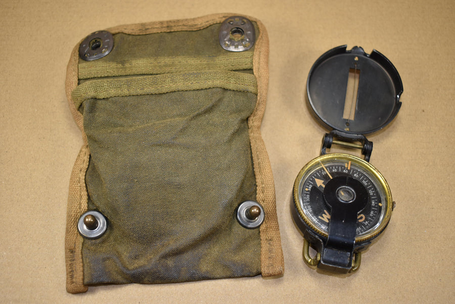 Boussole Lensatic en pochette