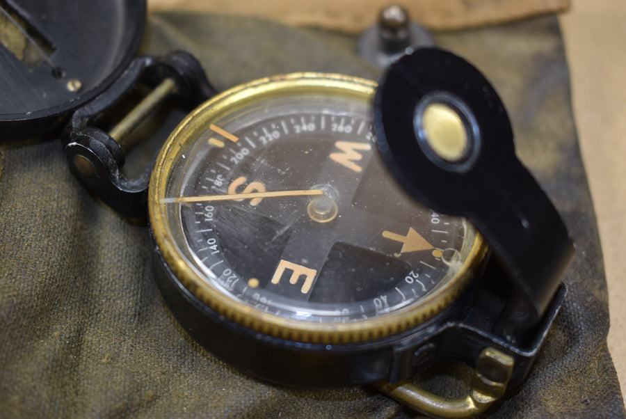 Boussole Lensatic en pochette