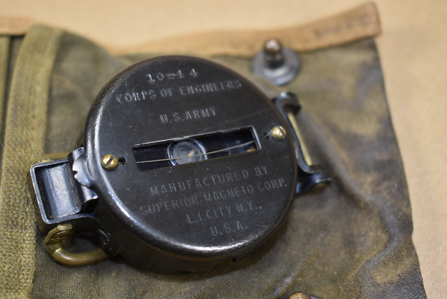 Boussole Lensatic en pochette