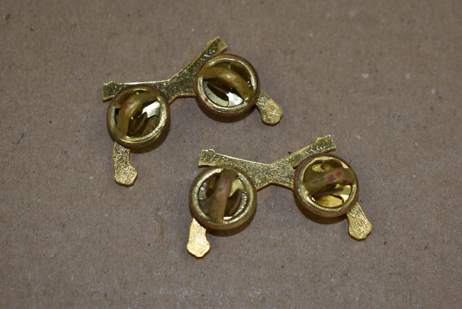 Paire d'insignes d'officier de police militaire