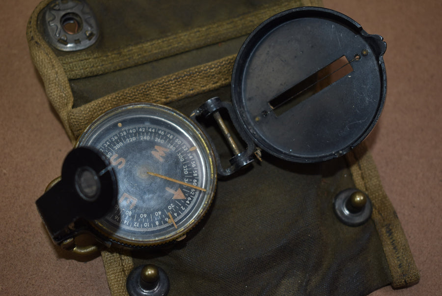 Boussole Lensatic en pochette
