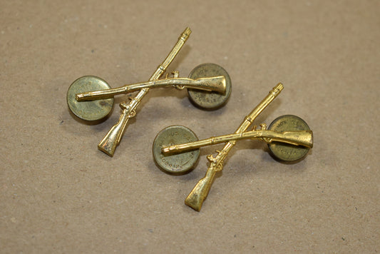 Paire d'insignes d'officier d'infanterie