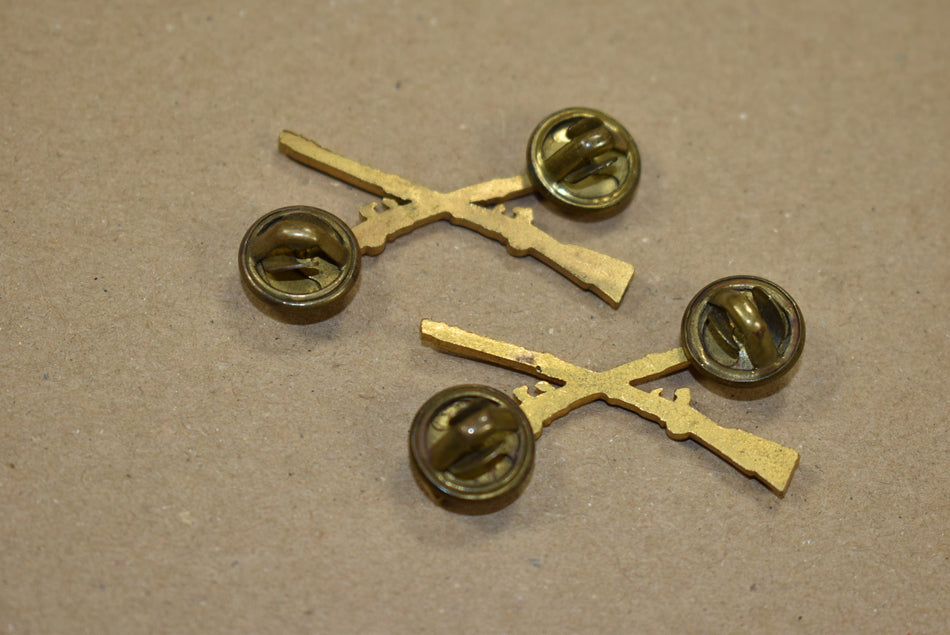 Paire d'insignes d'officier d'infanterie