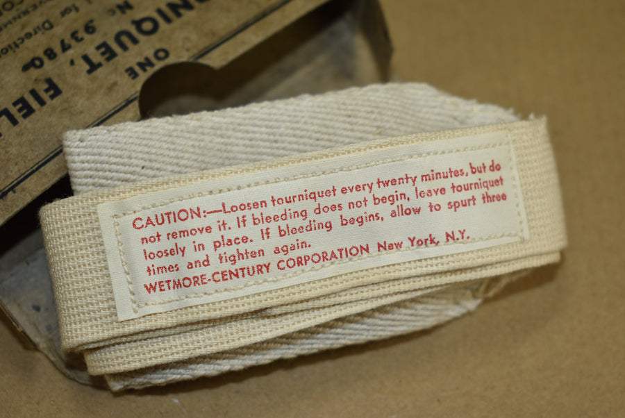 Garrot dans sa boîte