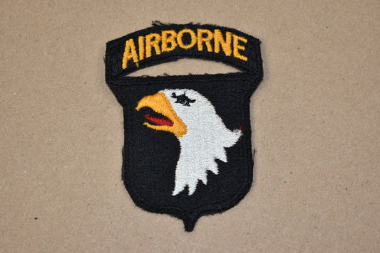 101e Airborne Division patch avec dos noir