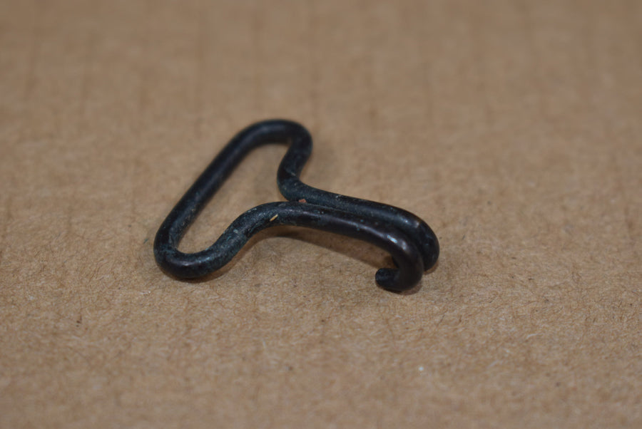 Crochet du casque M-1