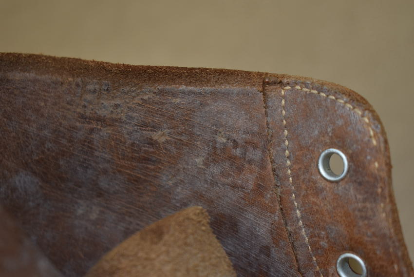 Brodequins en cuir tourné