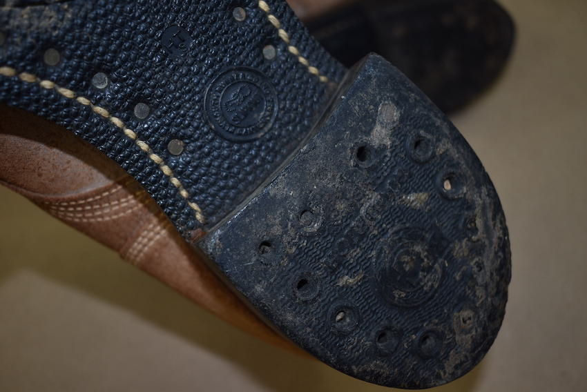 Brodequins en cuir tourné