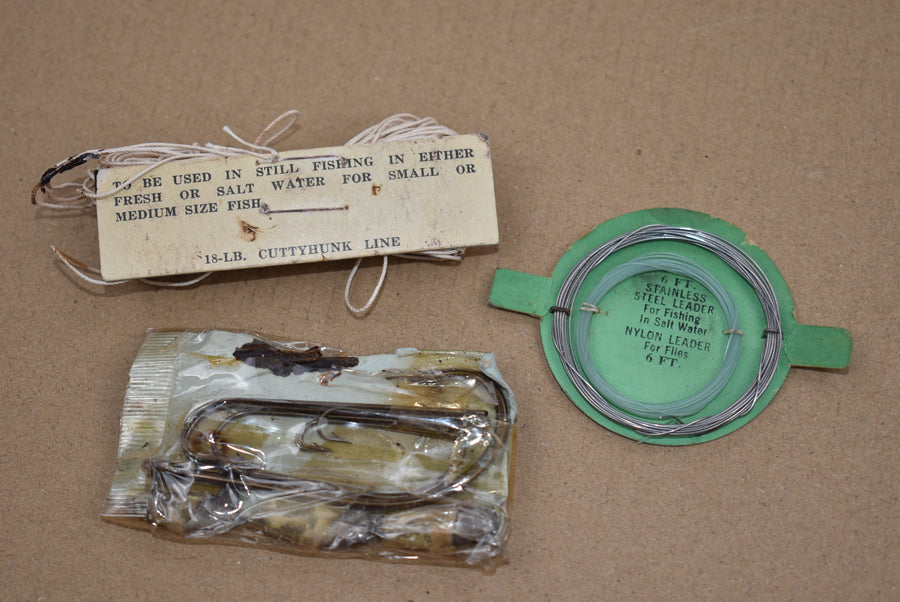 Hameçons et fil de pêche